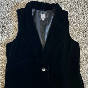 EUC Black velvet vest